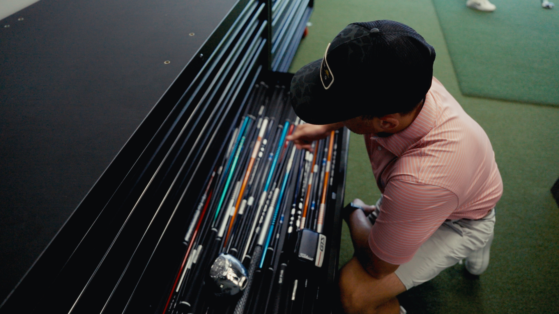 Fitting studio shaft selection